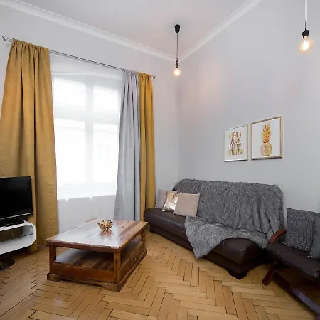 Around Market Square Apartment